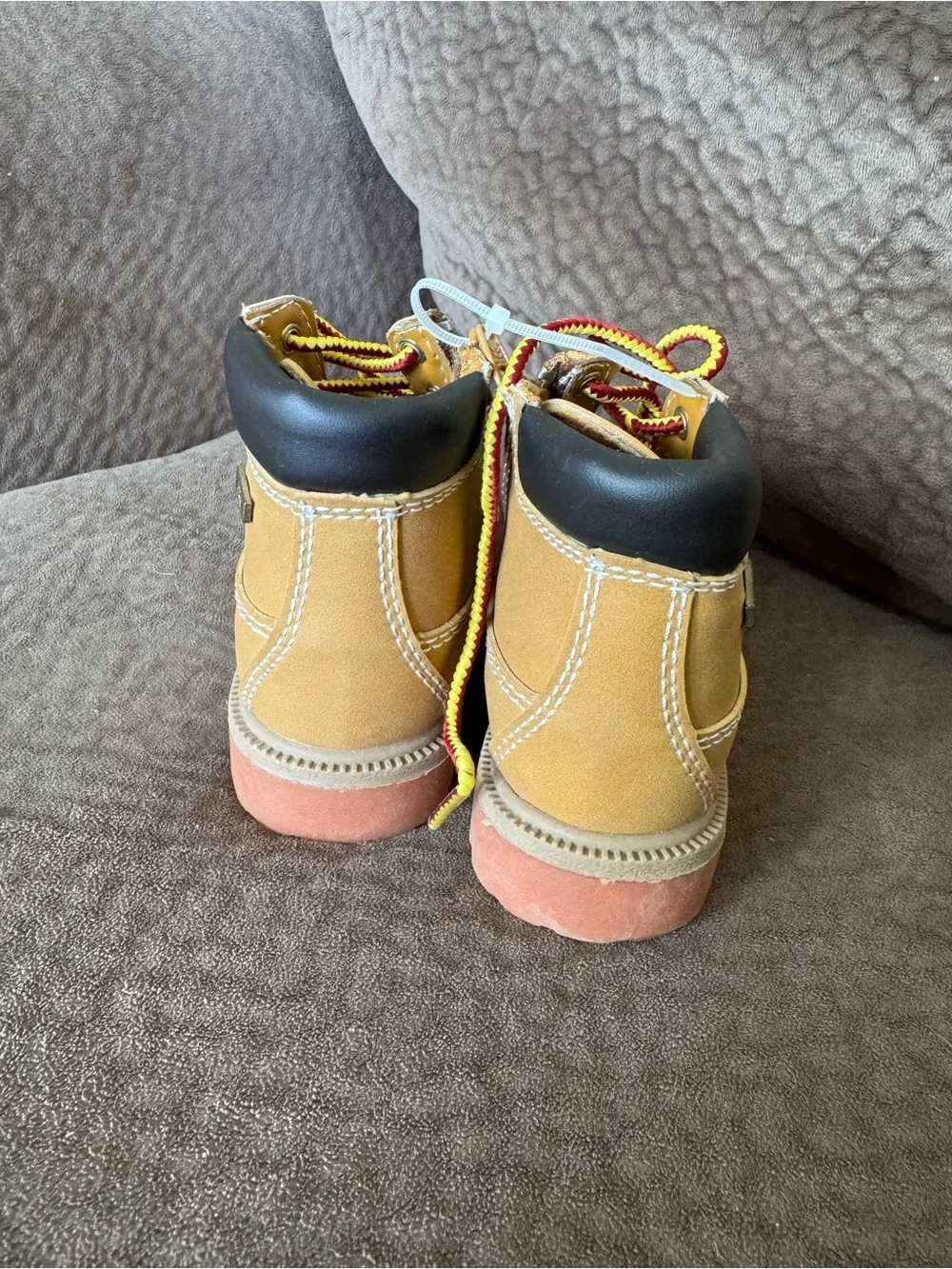 Smart Fit toddler size 6 work hiking boots Kids Tan Work-Style Boots with Yellow